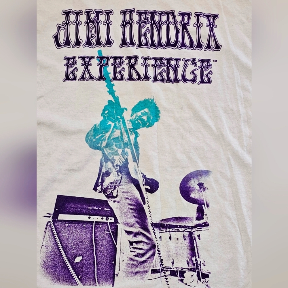 COPY - graphic t-shirt